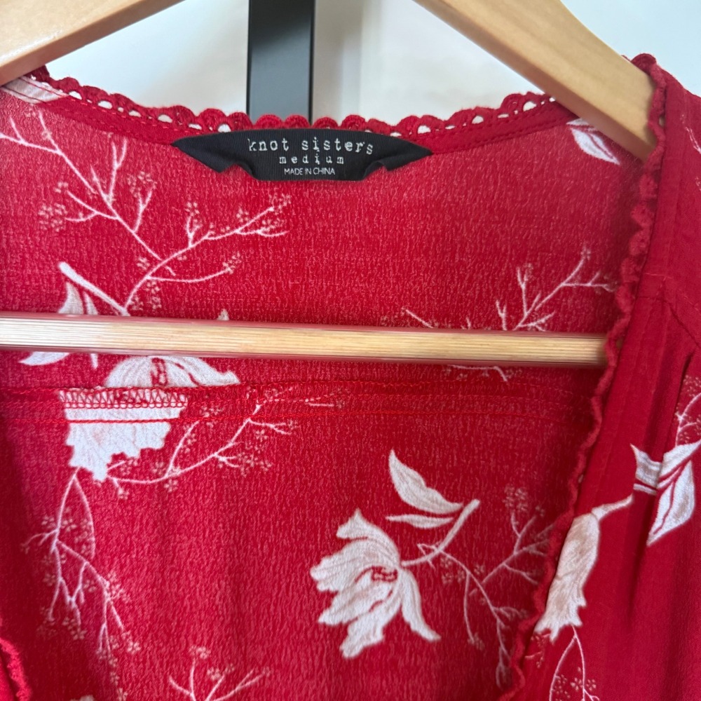 Knot Sisters Domingo Midi‎ Dress In Scarlet Tulips Red Floral Womens Medium - Picture 9 of 11